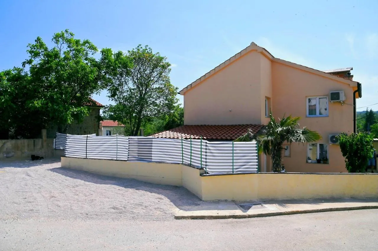 Holiday Home Mumy Gostinjac 0*,  Croatia